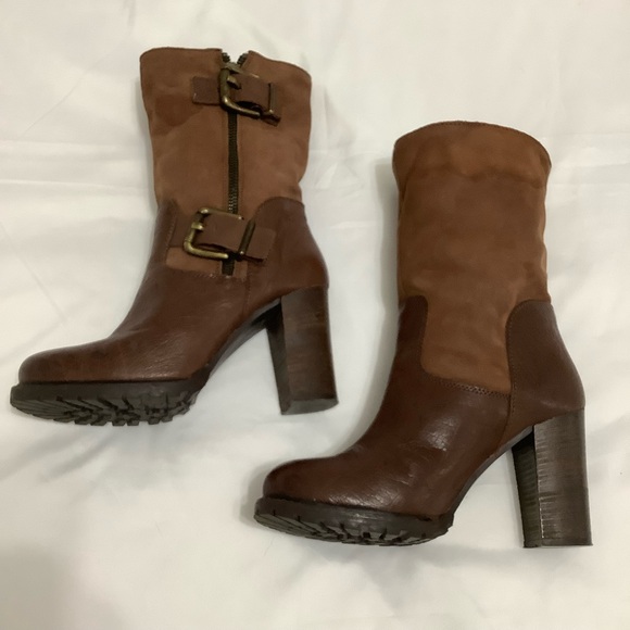 Vintage Romanian heels leather boots 7.5 - Picture 7 of 12